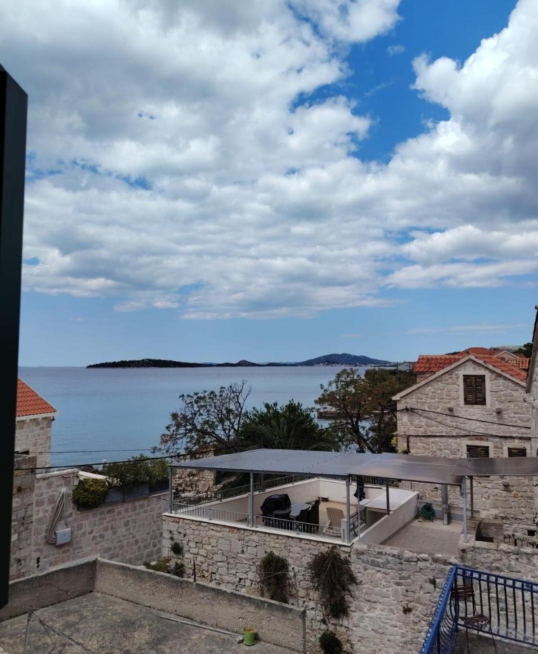 Ema Apartamento Prvic Sepurine Exterior foto