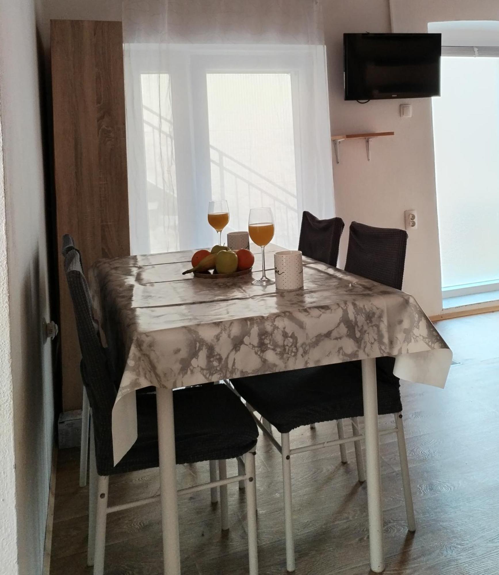 Ema Apartamento Prvic Sepurine Exterior foto
